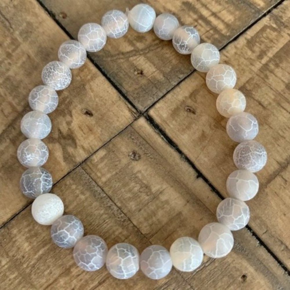 8mm Crackled Gray Agate Chakra Stretch Bracelet - Picture 4 of 4